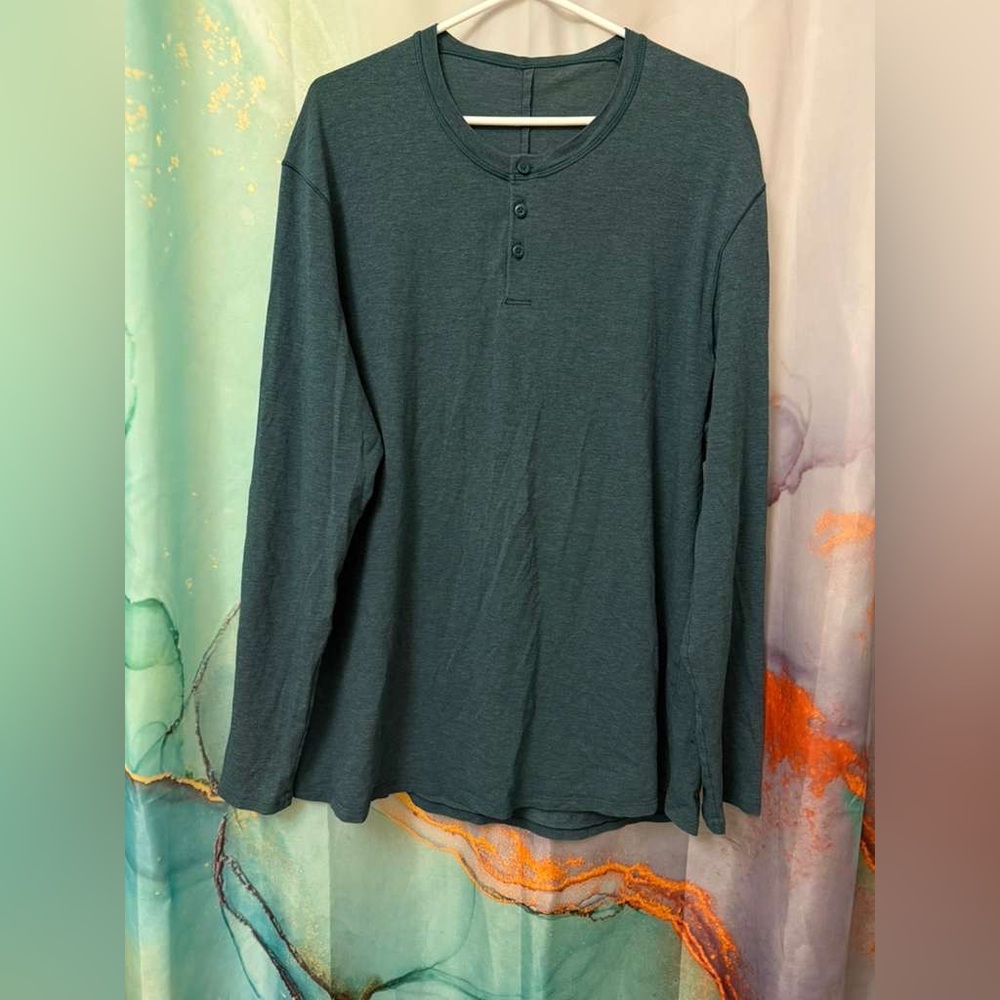 lululemon athletica Live In Practice Henley Green T-Shirt Long Sleeve Men's